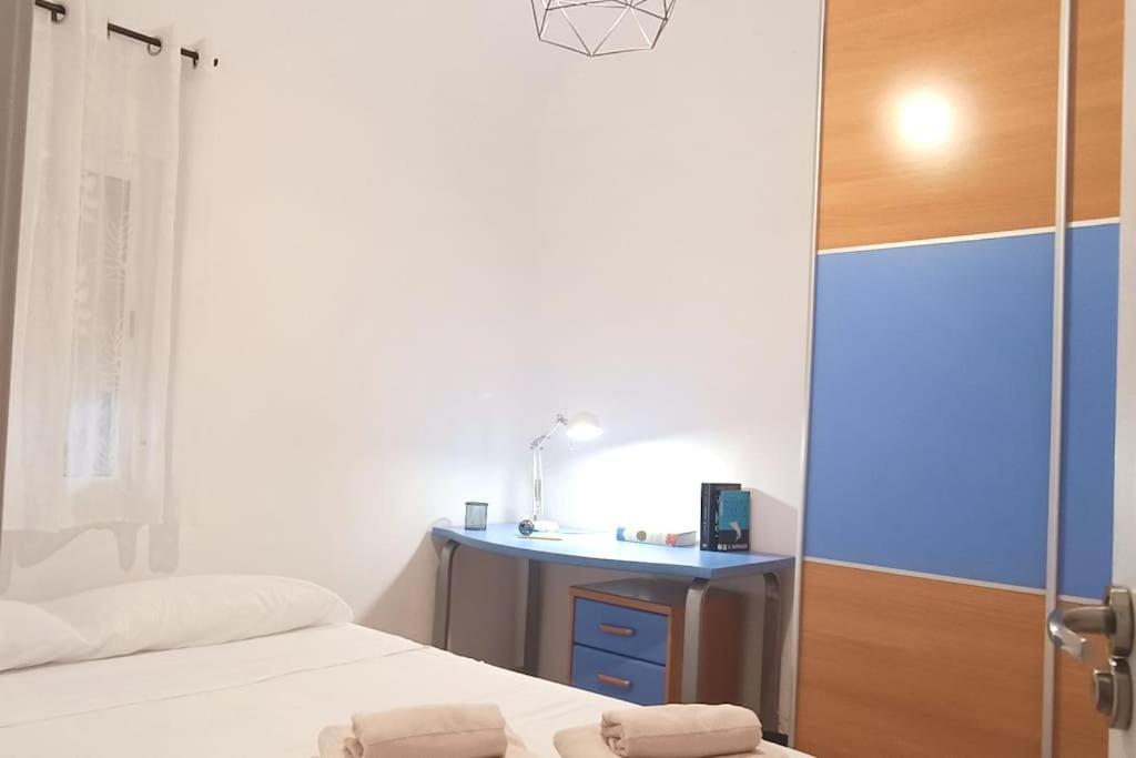 Casa Familiar Patio Y 2 Banos Con Aire Acondicionado Apartamento